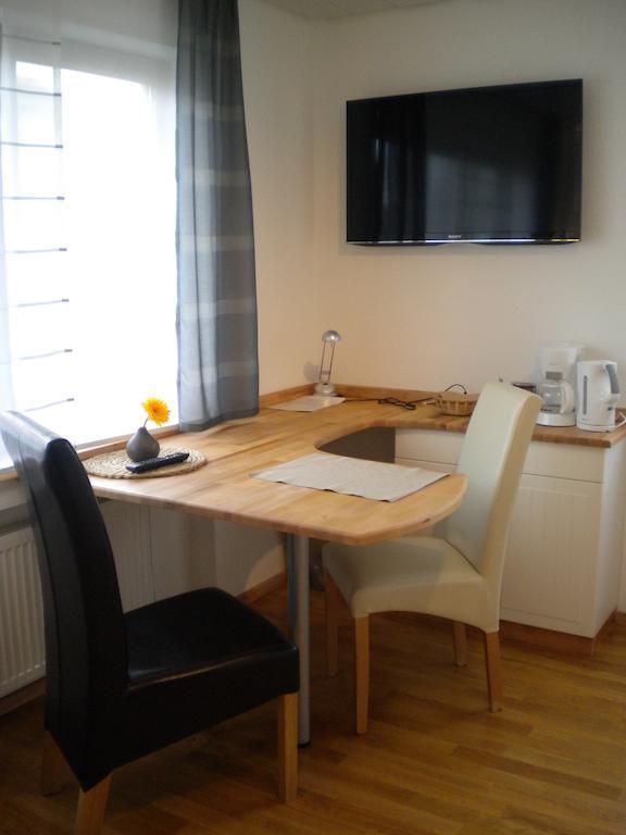 Warum Ins Hotel Neckarsulm Exterior photo