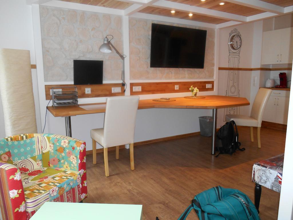 Warum Ins Hotel Neckarsulm Exterior photo